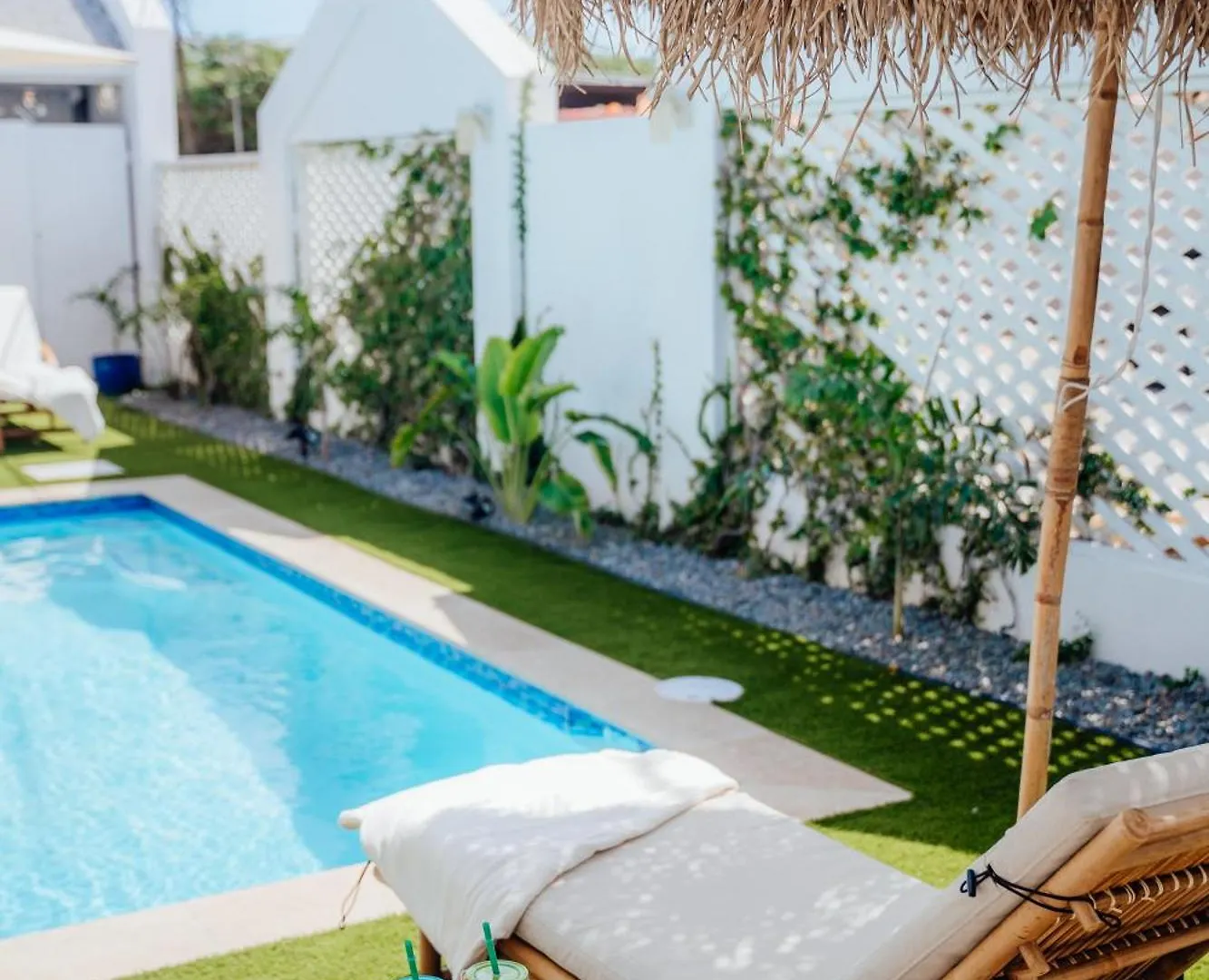 Bohochique Villa, 2 Private Pools, Palm Beach 6 Bedrooms Aruba